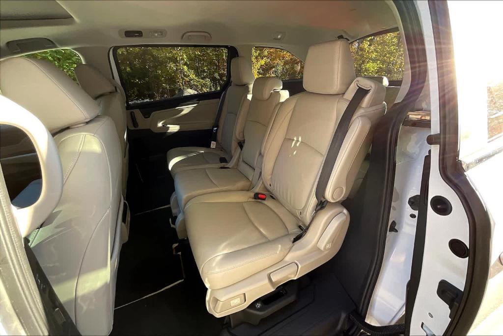 new 2025 Honda Odyssey car, priced at $44,125
