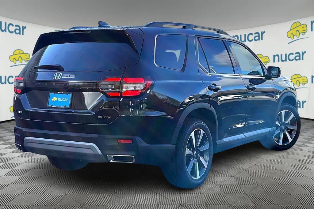 new 2025 Honda Pilot car, priced at $54,475