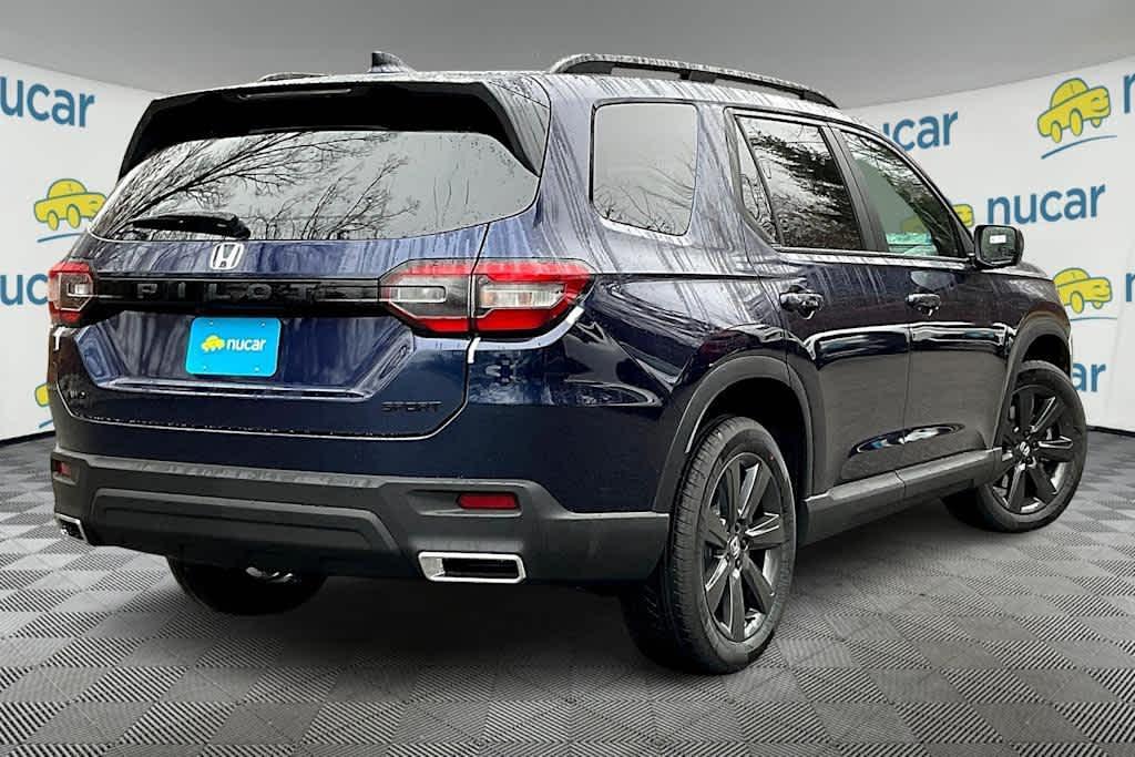 new 2025 Honda Pilot car, priced at $43,695