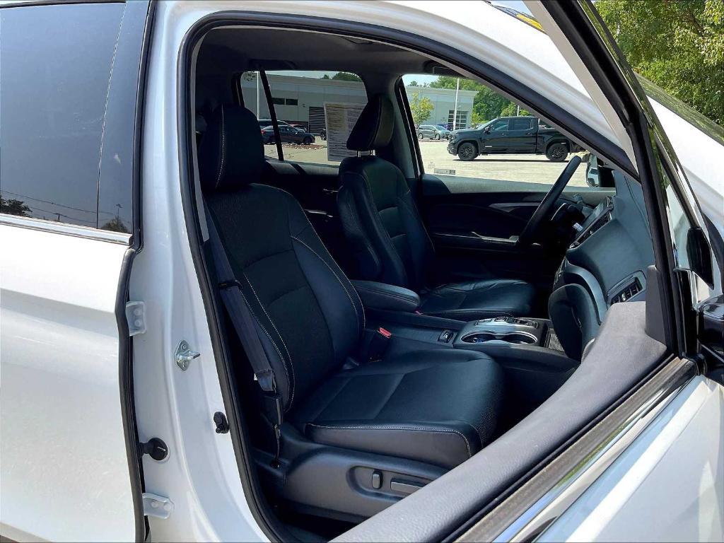 used 2022 Honda Ridgeline car, priced at $33,499