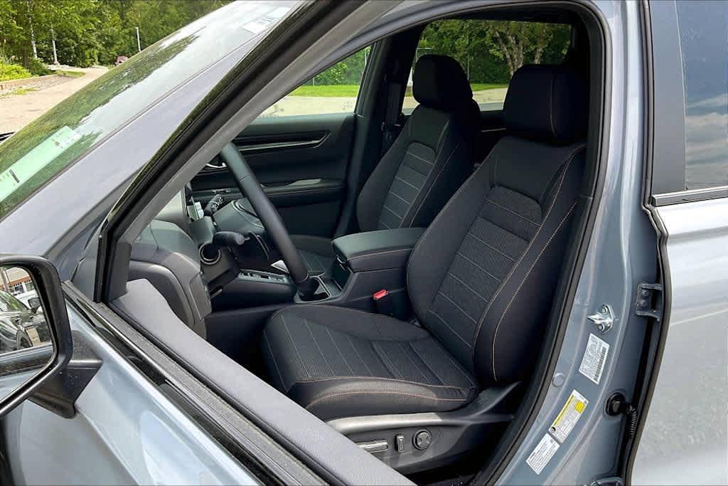 new 2026 Honda CR-V Hybrid car, priced at $39,035
