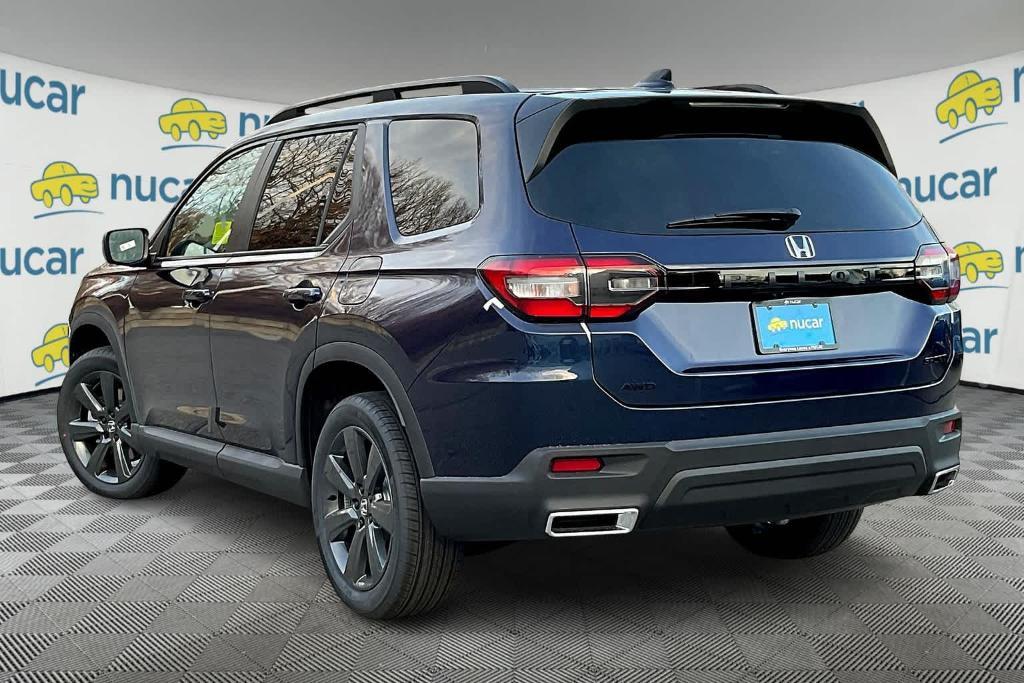 new 2025 Honda Pilot car, priced at $43,695