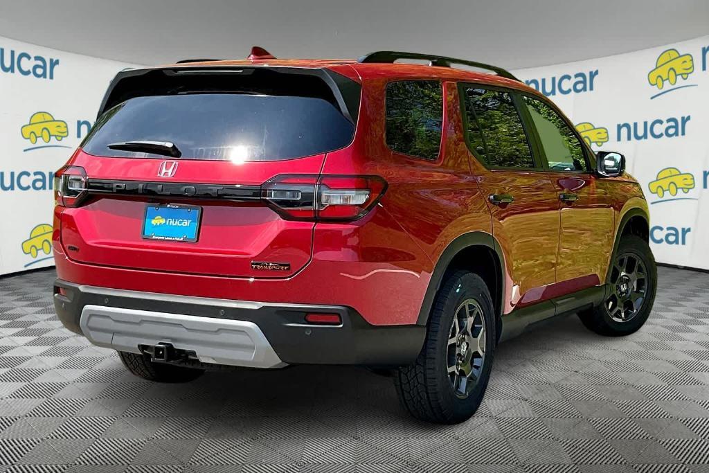 new 2025 Honda Pilot car, priced at $51,250