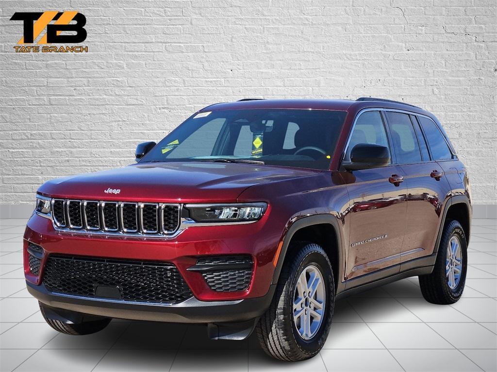 new 2025 Jeep Grand Cherokee car, priced at $38,425