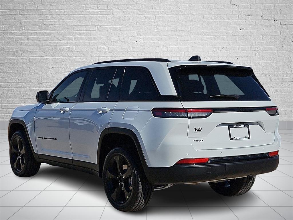 new 2025 Jeep Grand Cherokee car, priced at $44,080