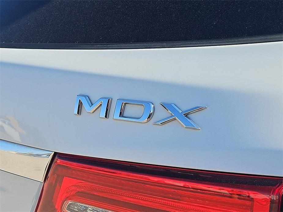 used 2018 Acura MDX car, priced at $25,513