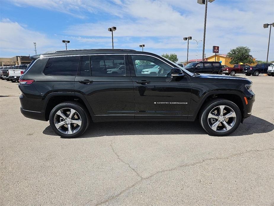 new 2024 Jeep Grand Cherokee L car, priced at $52,466