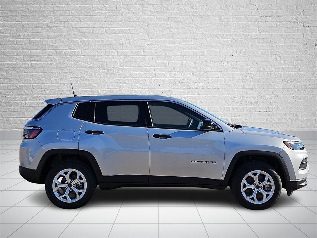 new 2025 Jeep Compass car, priced at $28,080