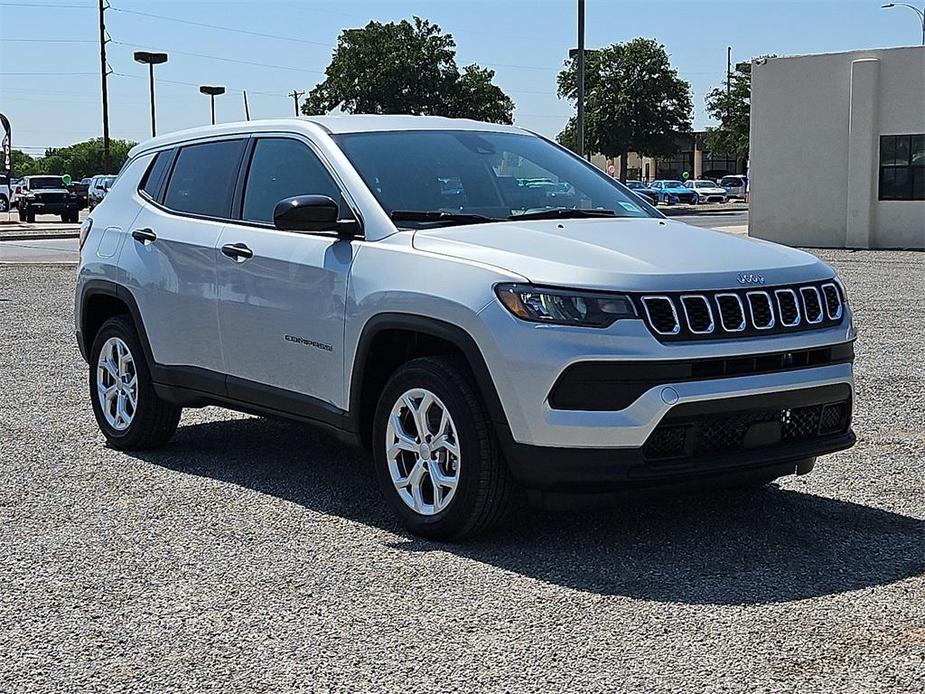 new 2024 Jeep Compass car, priced at $27,082