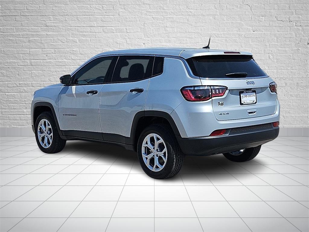 new 2024 Jeep Compass car, priced at $27,082