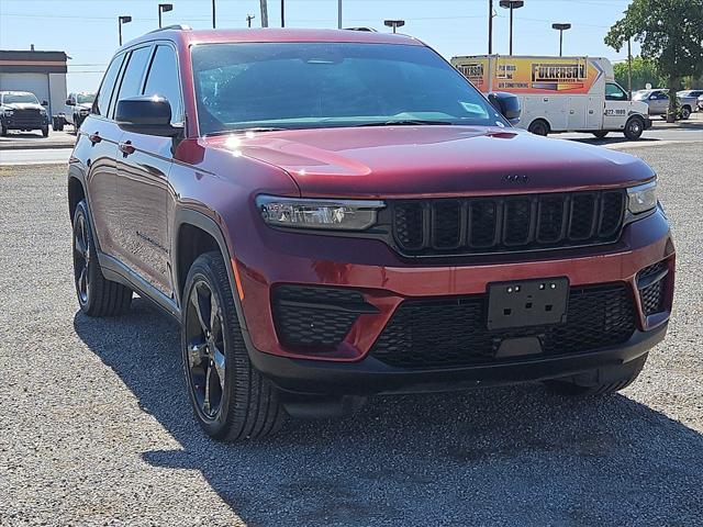 used 2023 Jeep Grand Cherokee car, priced at $33,878