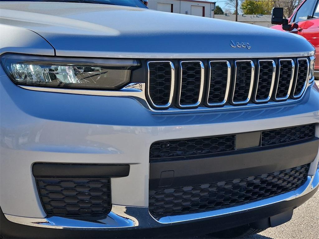 new 2025 Jeep Grand Cherokee L car, priced at $40,626