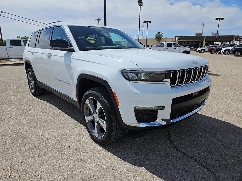 new 2024 Jeep Grand Cherokee L car, priced at $53,930