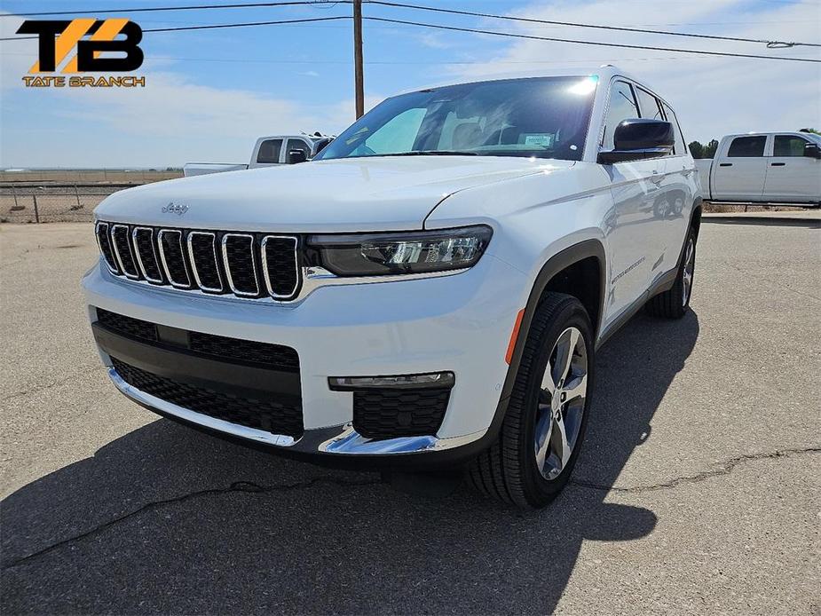 new 2024 Jeep Grand Cherokee L car, priced at $53,930