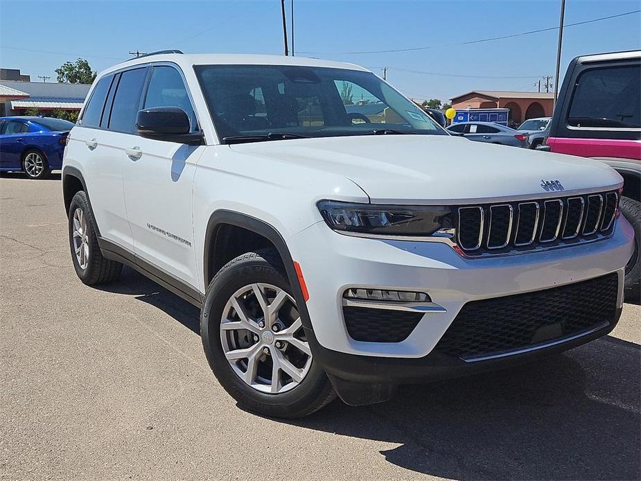 used 2022 Jeep Grand Cherokee car, priced at $33,359