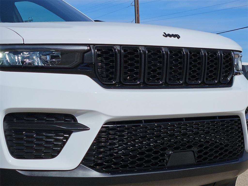 new 2025 Jeep Grand Cherokee car, priced at $44,080