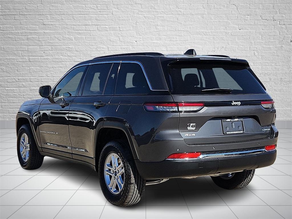 new 2025 Jeep Grand Cherokee car, priced at $38,425