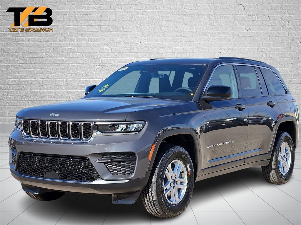 new 2025 Jeep Grand Cherokee car, priced at $38,425