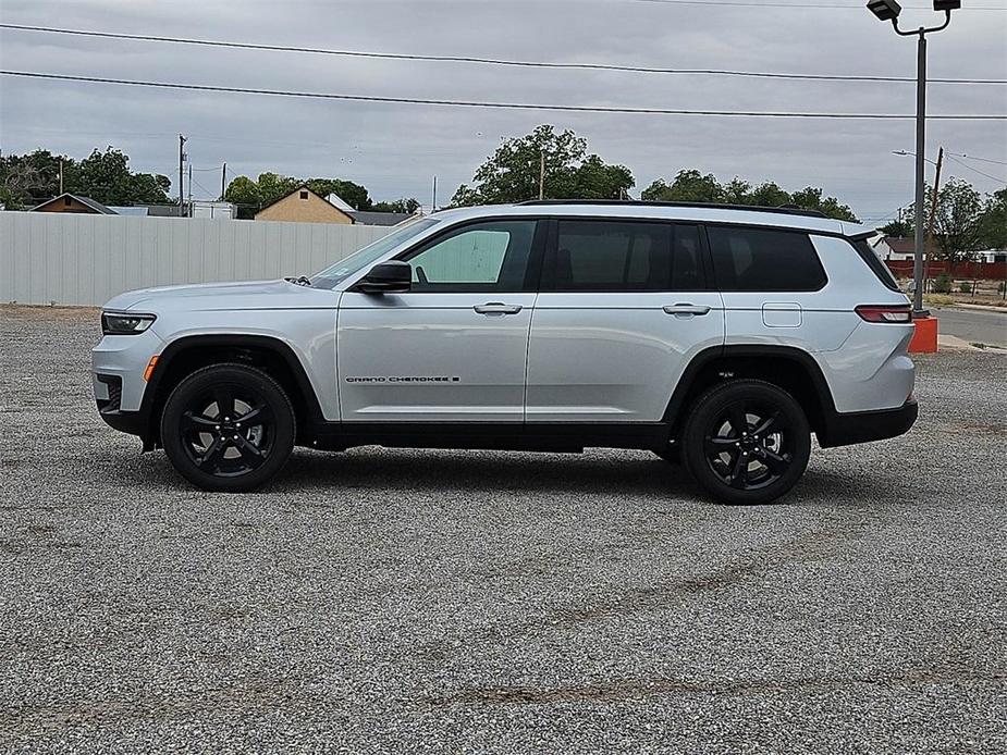 new 2024 Jeep Grand Cherokee L car, priced at $44,180