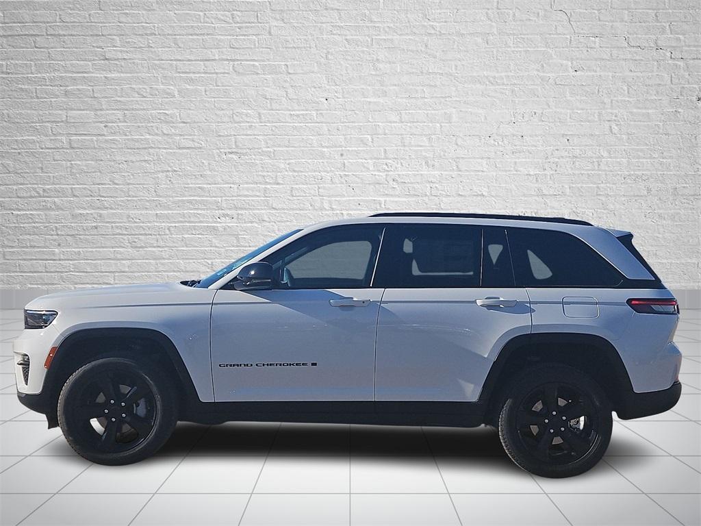 new 2025 Jeep Grand Cherokee car, priced at $48,700