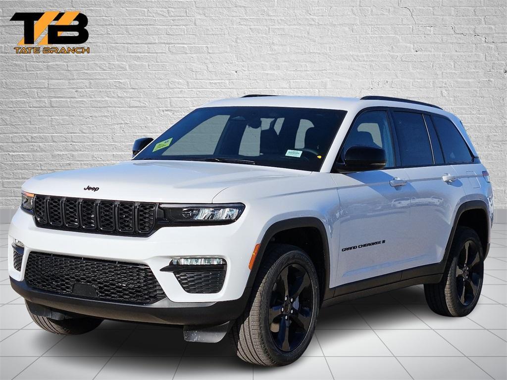 new 2025 Jeep Grand Cherokee car, priced at $48,700