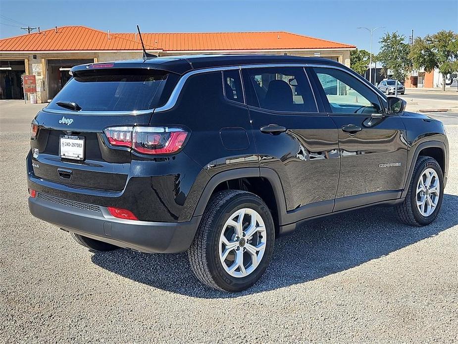 new 2025 Jeep Compass car, priced at $27,080