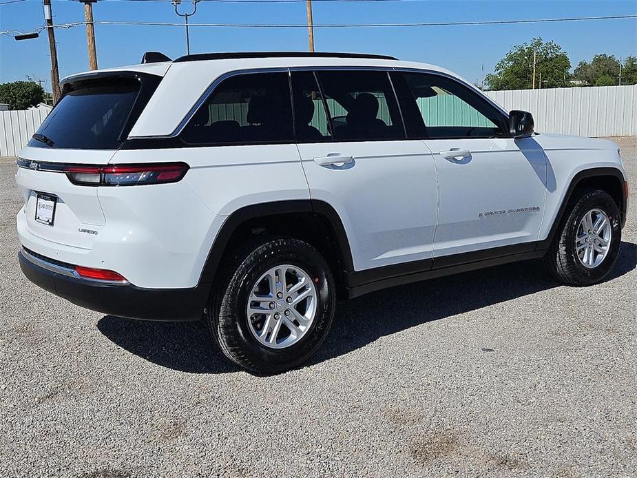 new 2024 Jeep Grand Cherokee car, priced at $40,434