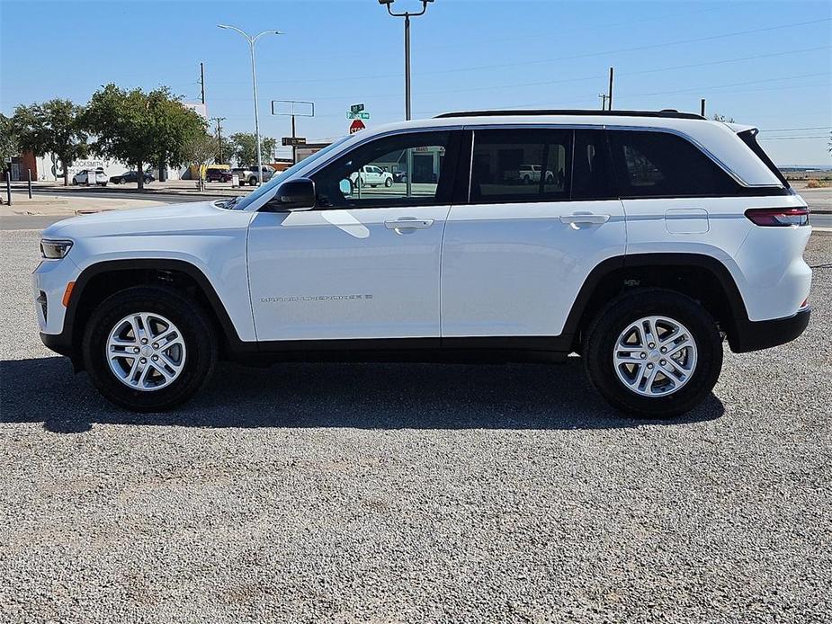 new 2024 Jeep Grand Cherokee car, priced at $40,434