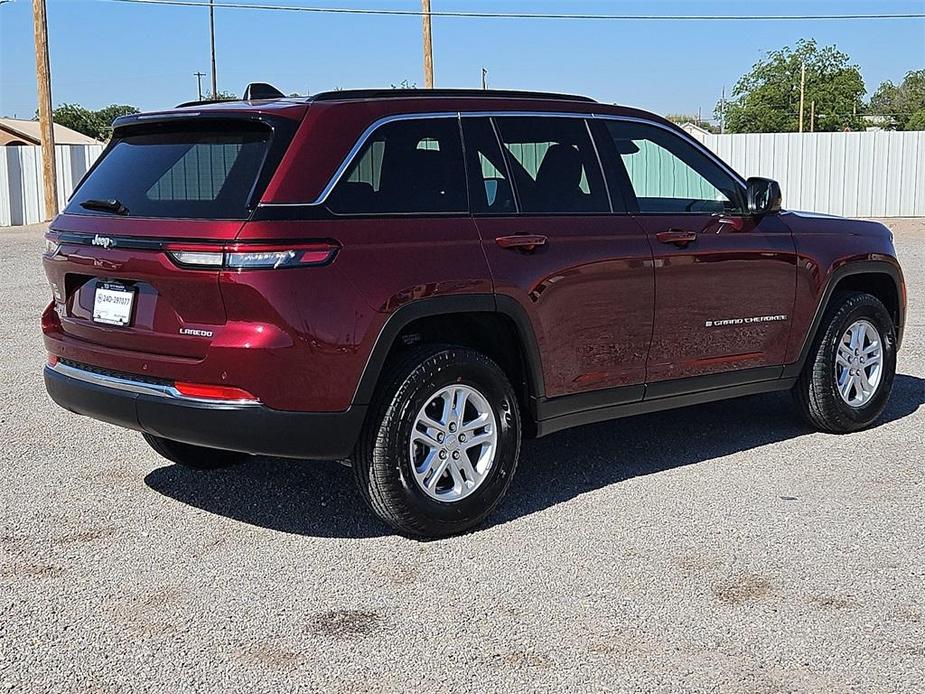 new 2024 Jeep Grand Cherokee car, priced at $40,970