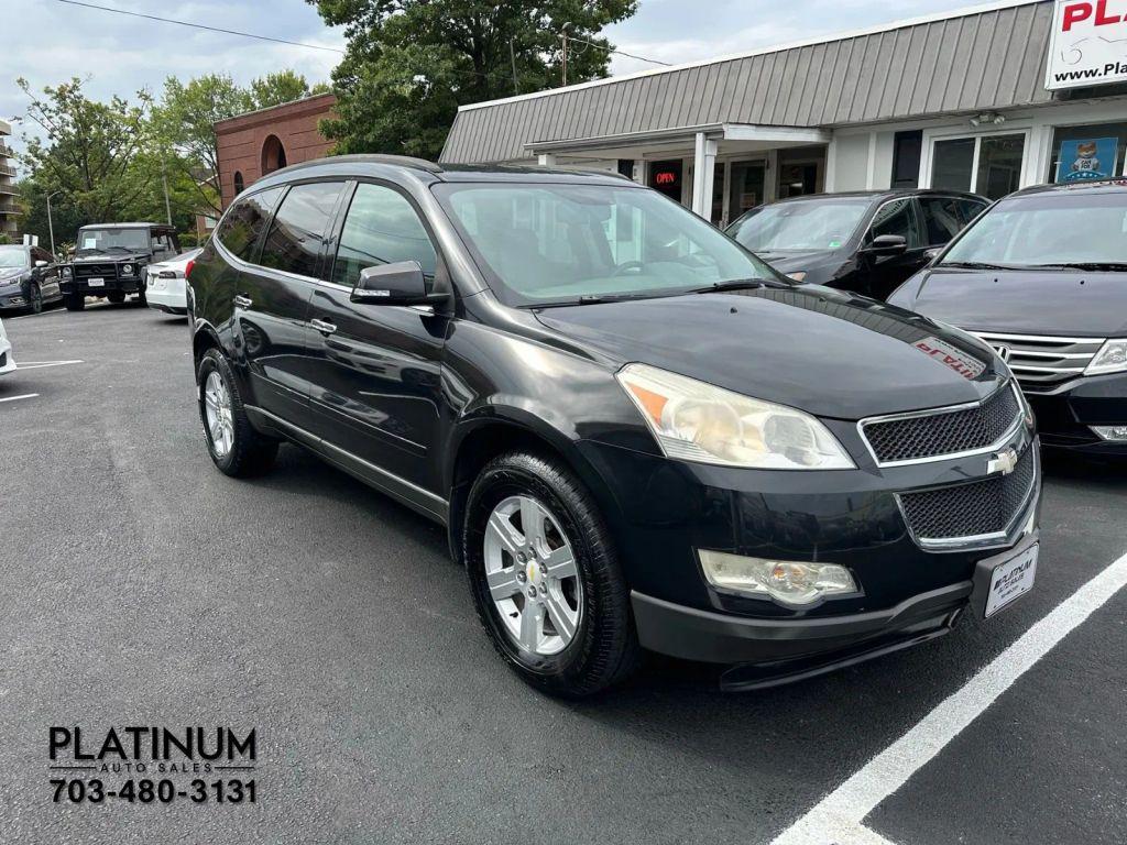 used 2011 Chevrolet Traverse car, priced at $3,995