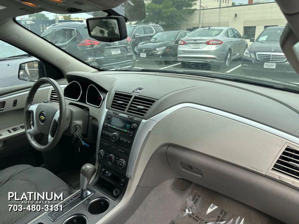 used 2011 Chevrolet Traverse car, priced at $3,995