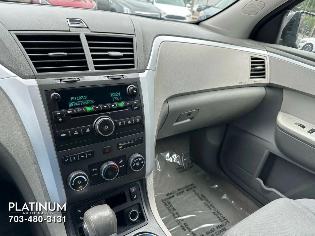 used 2011 Chevrolet Traverse car, priced at $3,995