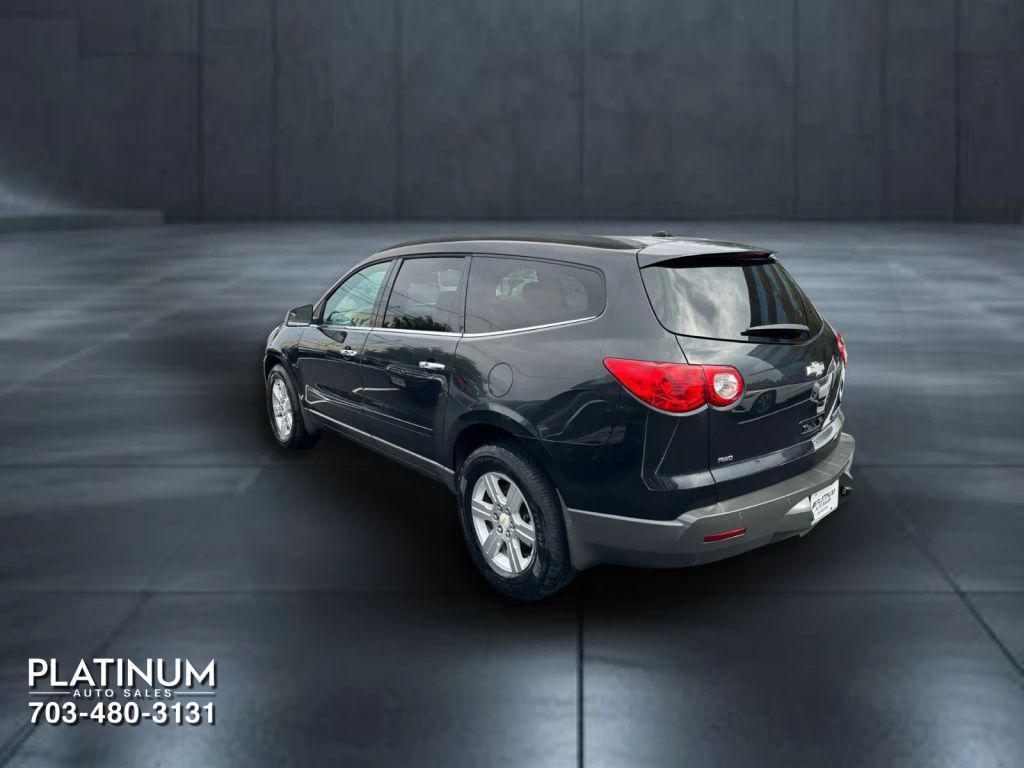 used 2011 Chevrolet Traverse car, priced at $3,995