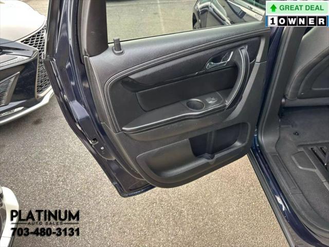 used 2015 Chevrolet Traverse car, priced at $7,995