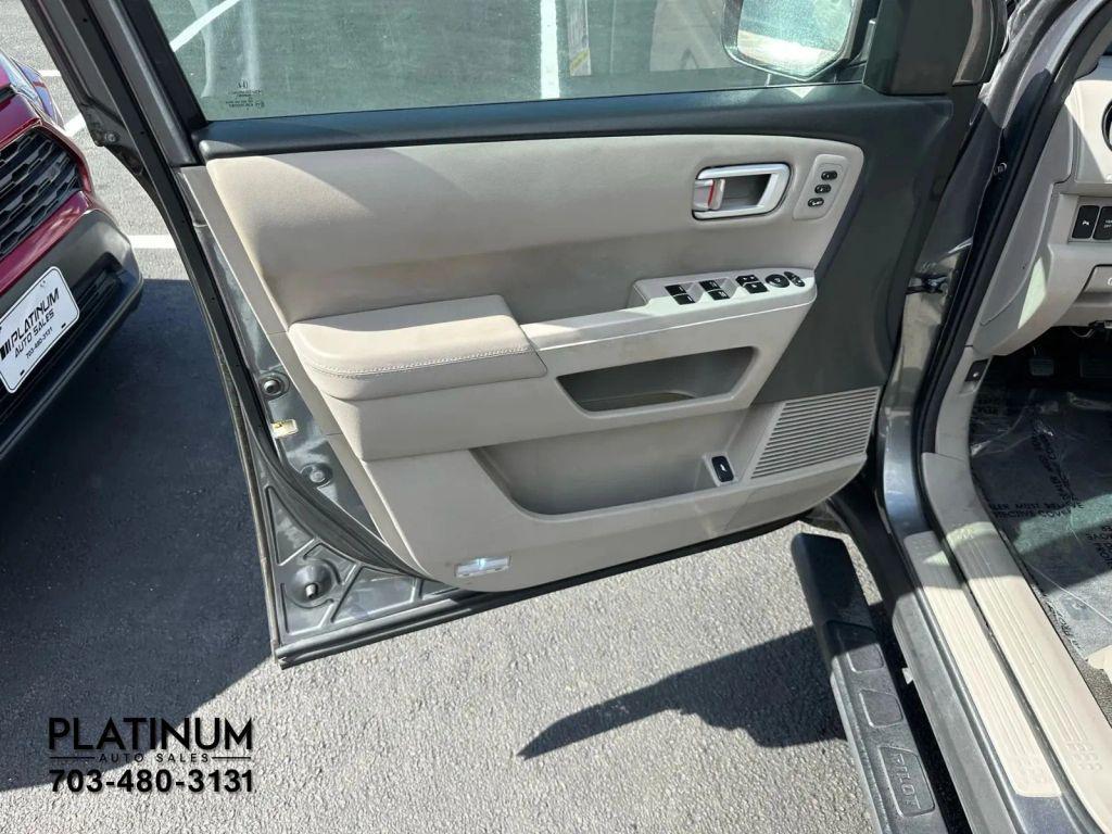 used 2011 Honda Pilot car, priced at $6,995