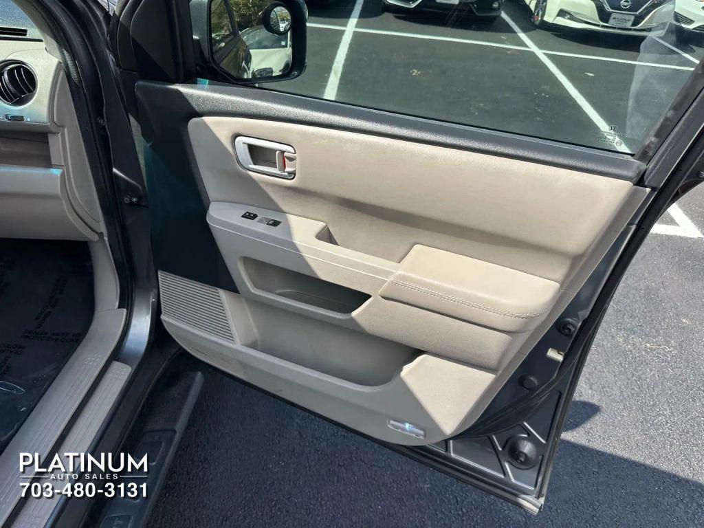 used 2011 Honda Pilot car, priced at $6,995