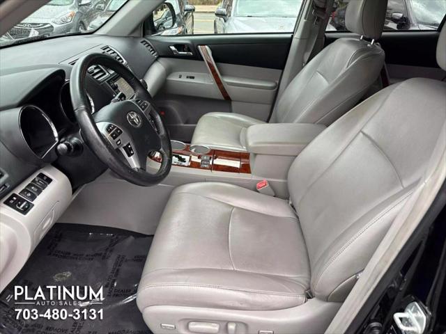 used 2013 Toyota Highlander car, priced at $10,495