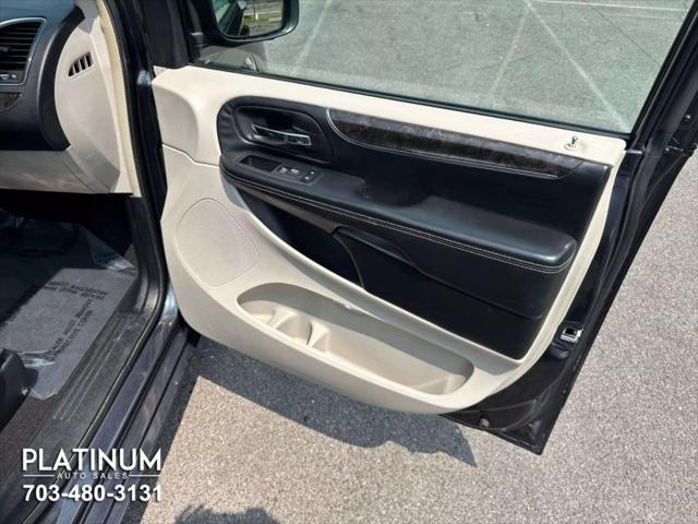 used 2014 Chrysler Town & Country car, priced at $5,995