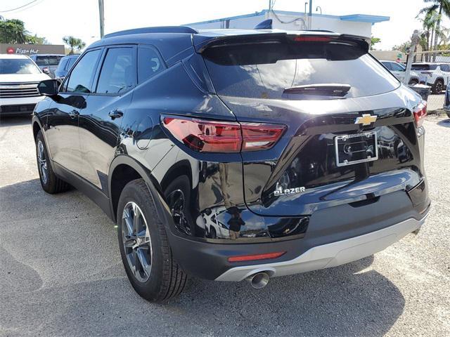 new 2025 Chevrolet Blazer car, priced at $30,420