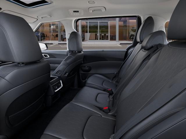 new 2025 Kia Carnival Hybrid car, priced at $51,625