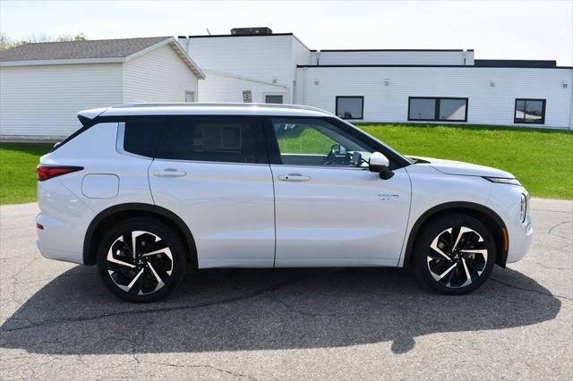 used 2023 Mitsubishi Outlander PHEV car, priced at $30,267