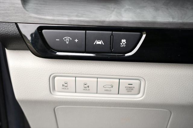 used 2022 Kia Carnival car, priced at $24,288