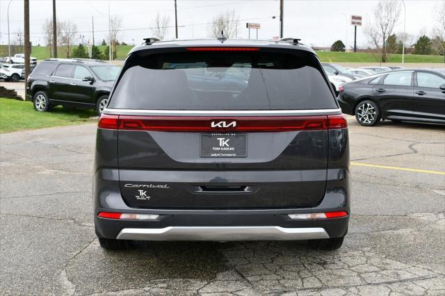 used 2022 Kia Carnival car, priced at $24,288