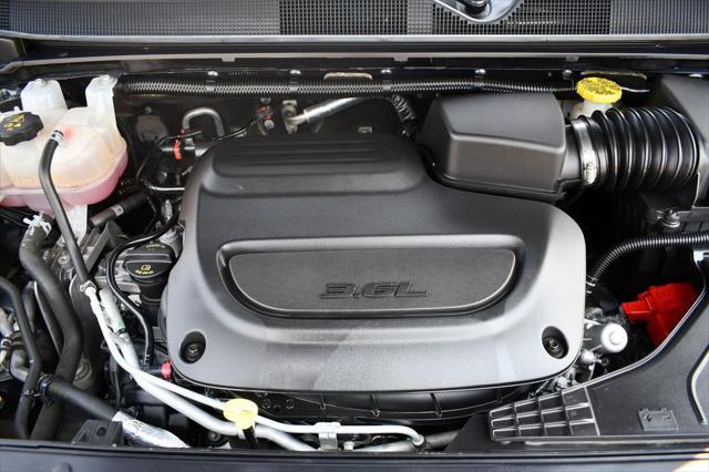 used 2021 Chrysler Pacifica car, priced at $22,388