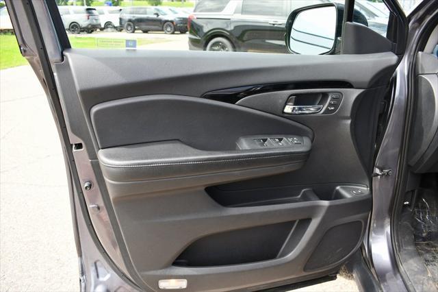 used 2016 Honda Pilot car, priced at $16,198