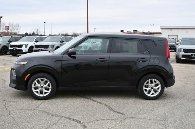 used 2022 Kia Soul car, priced at $17,351