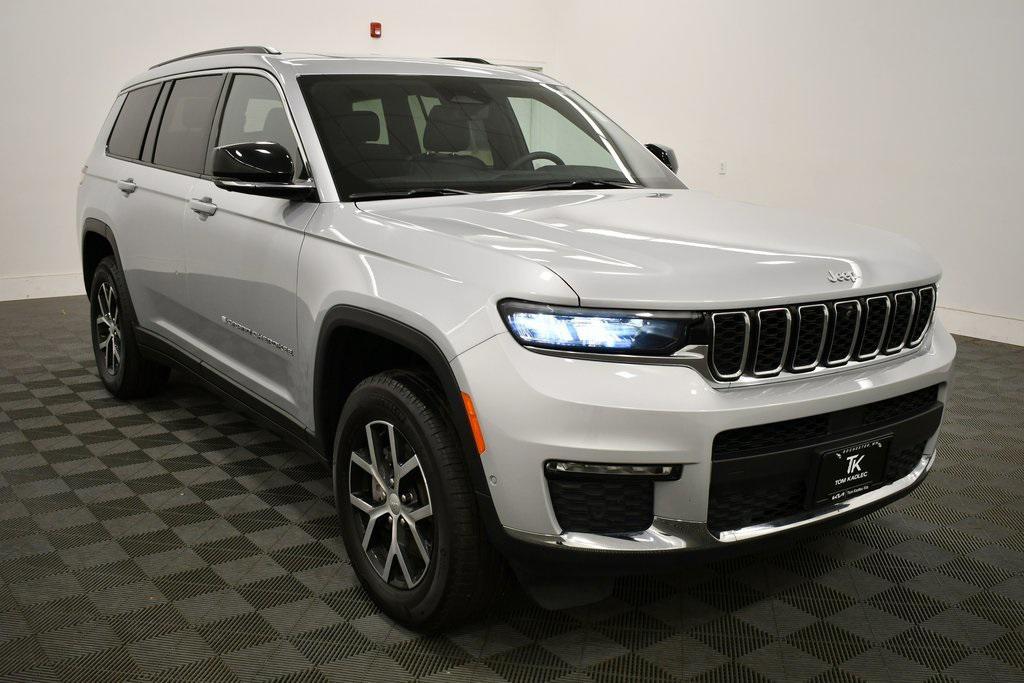 used 2024 Jeep Grand Cherokee L car, priced at $35,558