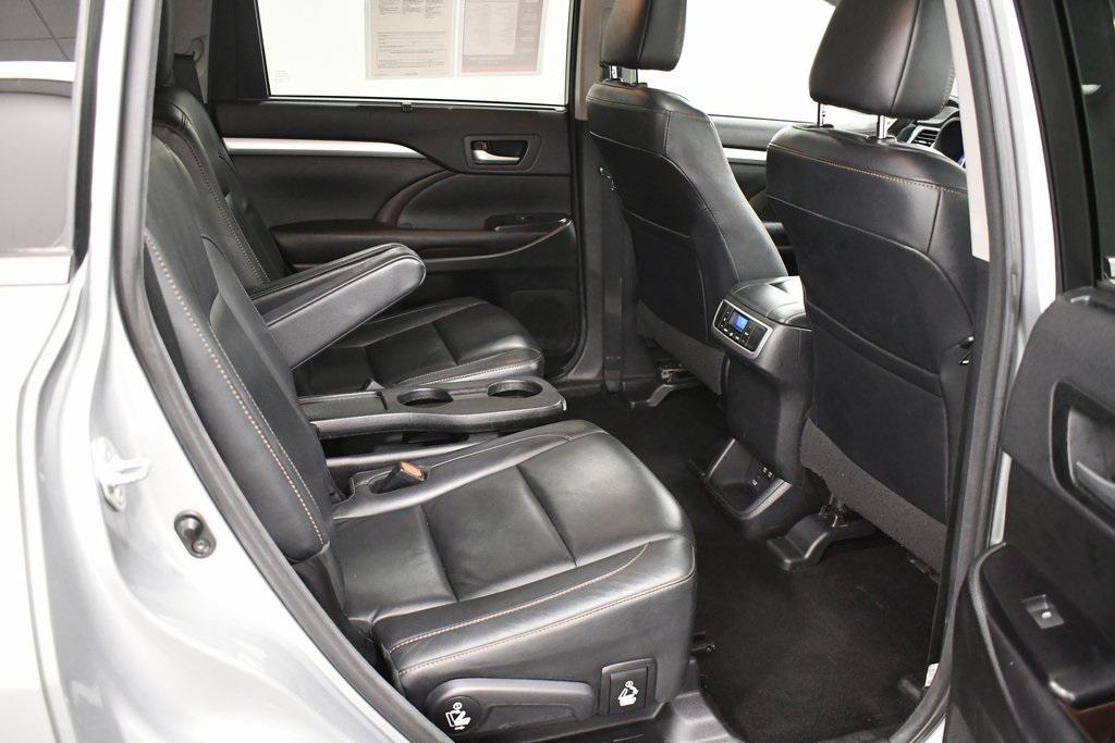 used 2017 Toyota Highlander car, priced at $22,688