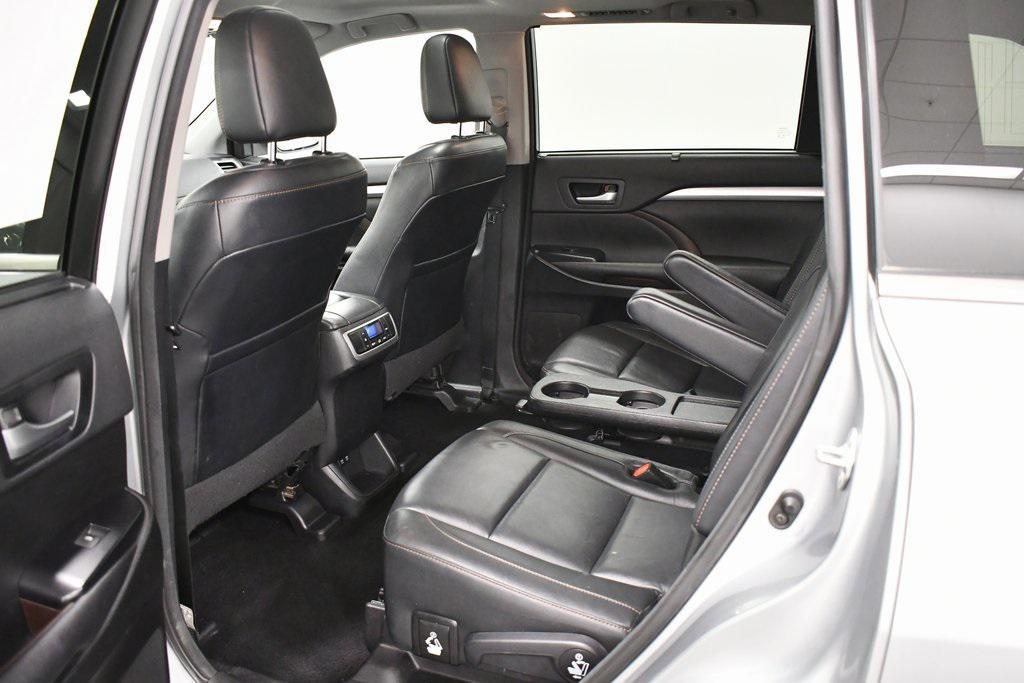 used 2017 Toyota Highlander car, priced at $22,688