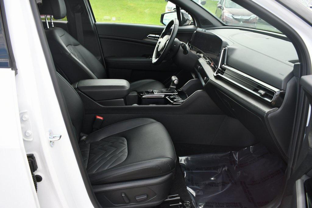 used 2025 Kia Sportage car, priced at $33,822